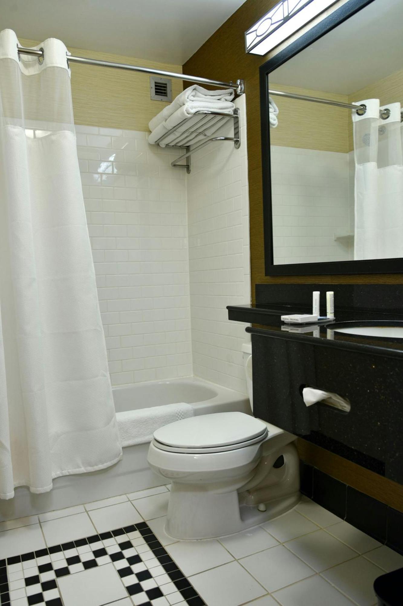 Fairfield Inn Hartford Airport Windsor Locks Exterior foto